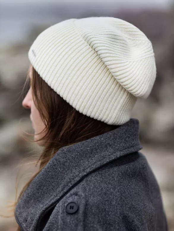 Шапка женская 12089 MARHATTER белый (56-58)