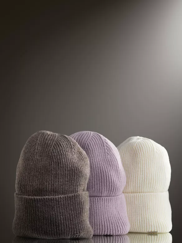 Шапка женская 12089 MARHATTER какао (56-58)