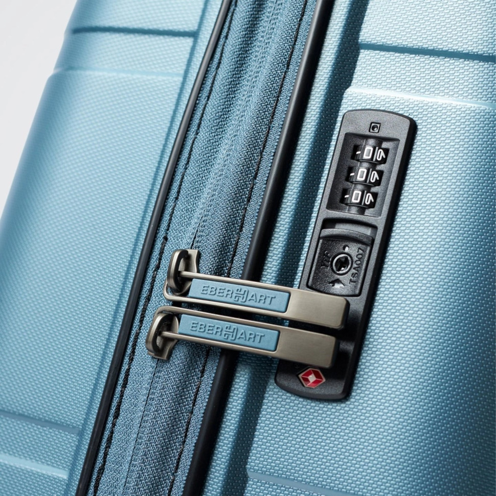 Чемодан Eberhart Link 32L-011 4 колеса голубой