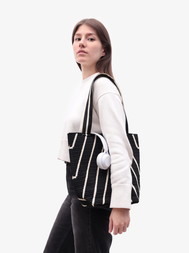 Шоппер Triangle черный Шоппер Triangle черный