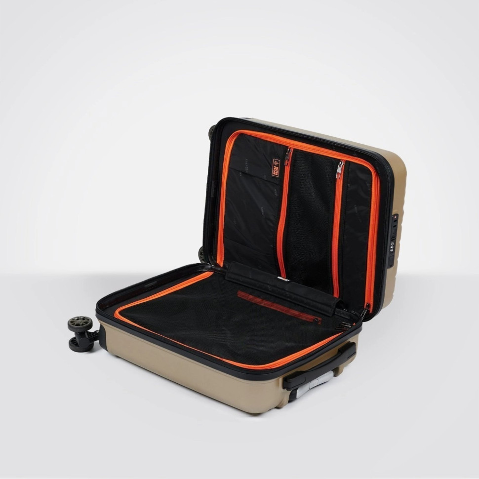 Чемодан Eberhart Phantom 15P-004 4 колеса золото Чемодан Eberhart Phantom 15P-004 4 колеса золото