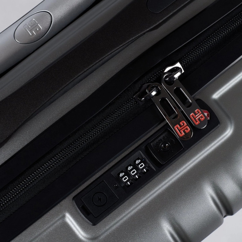 Чемодан Eberhart Phantom 15P-004 4 колеса золото Чемодан Eberhart Phantom 15P-004 4 колеса золото