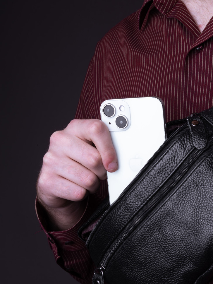 Сумка на пояс Baggins 018 черная