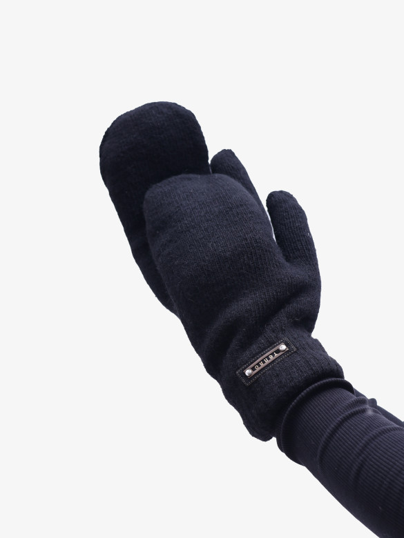 Варежки Henu (8.1) черные Варежки Henu (8.1) черные