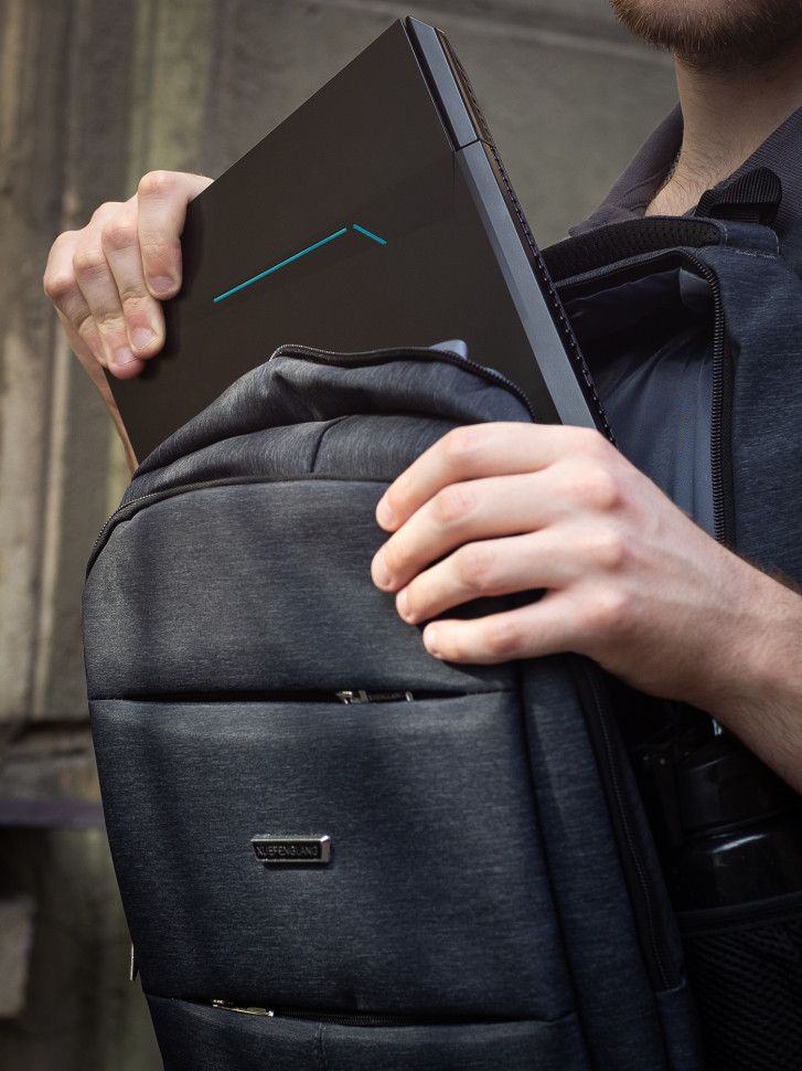 Рюкзак с ортопедической спинкой 2268 чёрный, с нагрудным ремнём Рюкзак с ортопедической спинкой 2268 чёрный, с нагрудным ремнём