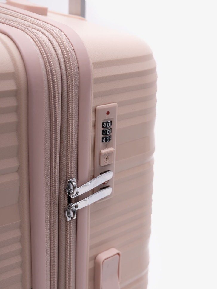 Чемодан Weina Б01-PP304 полипропилен Чемодан Weina Б01-PP304 полипропилен