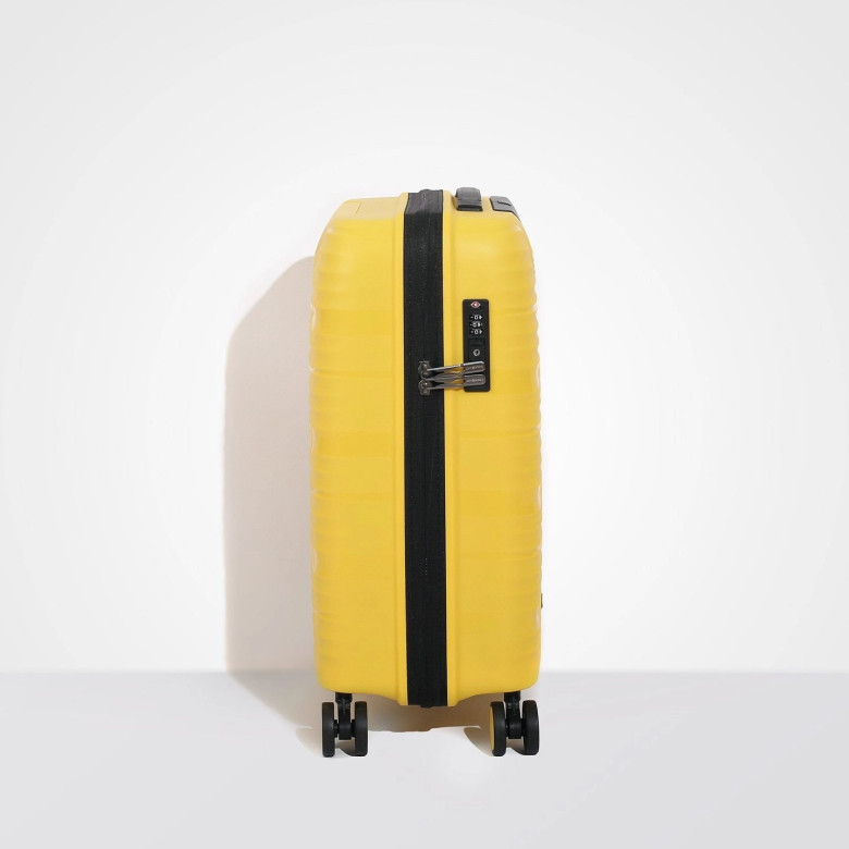 Чемодан Eberhart 46W Wave полипропилен Чемодан Eberhart 46W Wave полипропилен