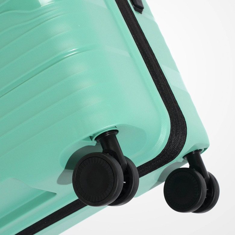 Чемодан Eberhart 46W Wave полипропилен Чемодан Eberhart 46W Wave полипропилен