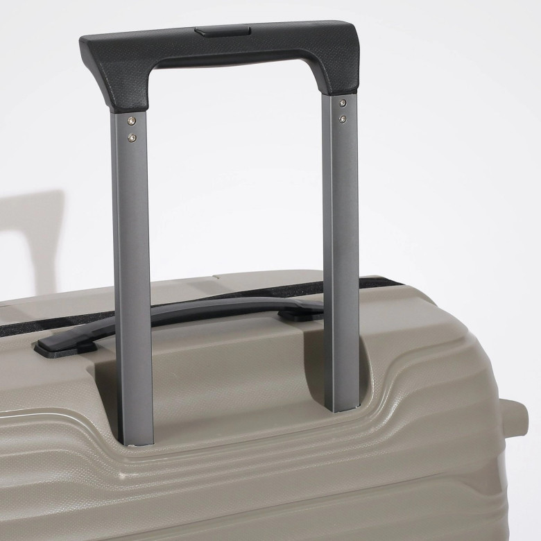 Чемодан Eberhart 46W Wave полипропилен Чемодан Eberhart 46W Wave полипропилен