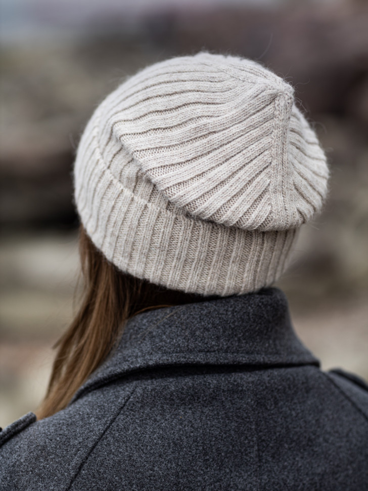 Шапка женская 11542 MARHATTER серо-бежевый (56-58)