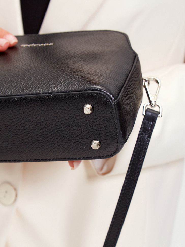 Сумка Curanni 2537 вителло черная Сумка Curanni 2537 вителло черная