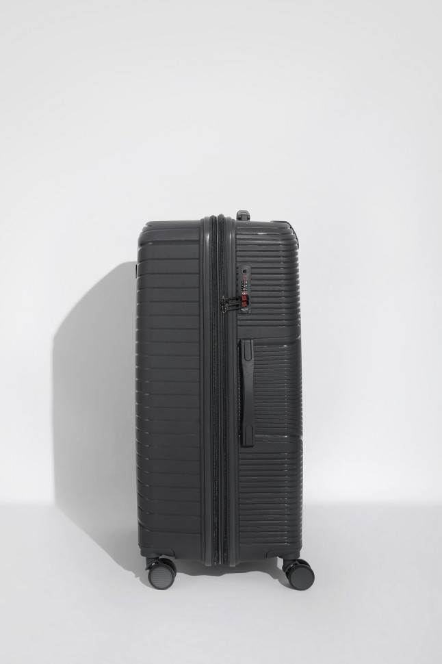 Чемодан Eberhart 49M Miracle полипропилен Чемодан Eberhart 49M Miracle полипропилен