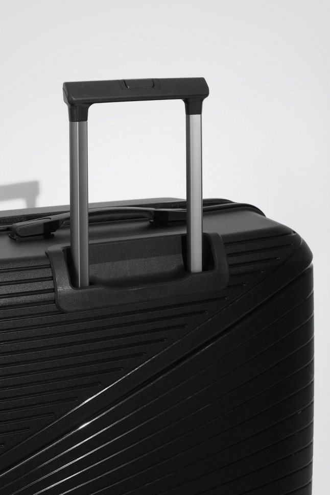 Чемодан Eberhart 49M Miracle полипропилен Чемодан Eberhart 49M Miracle полипропилен