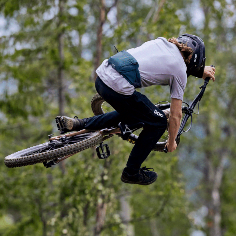 Сумка спортивная на пояс Thule Rail, 0.5L, Faded Khaki