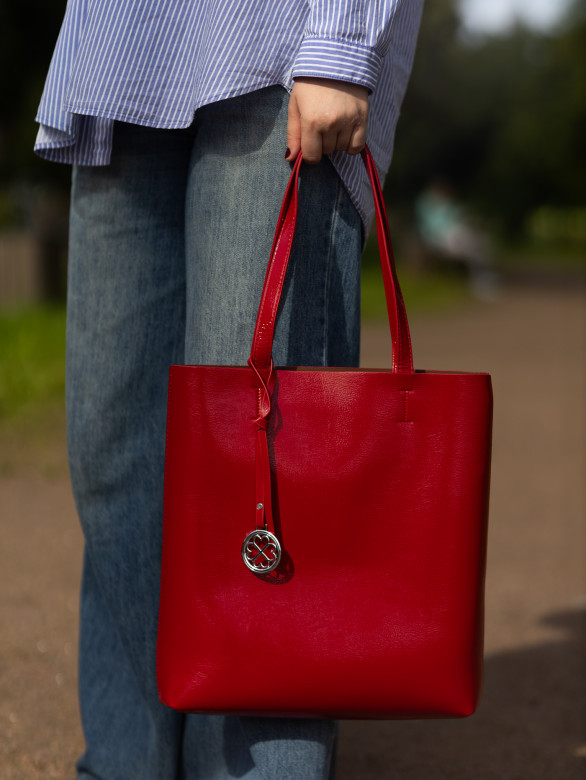 Сумка женская Baggins KDL-1300 лак красный Сумка женская Baggins KDL-1300 лак красный