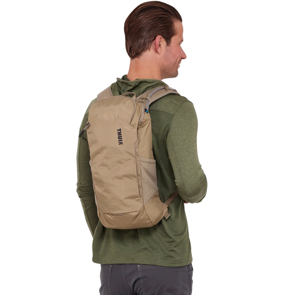 Рюкзак велосипедный с гидратором Thule AllTrail, 10L, Faded Khaki Рюкзак велосипедный с гидратором Thule AllTrail, 10L, Faded Khaki