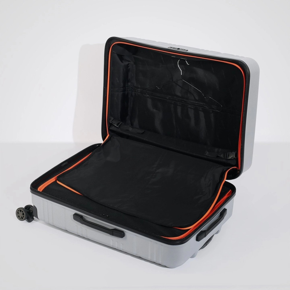 Чемодан Eberhart 01B Bounce 4 колеса Чемодан Eberhart 01B Bounce 4 колеса