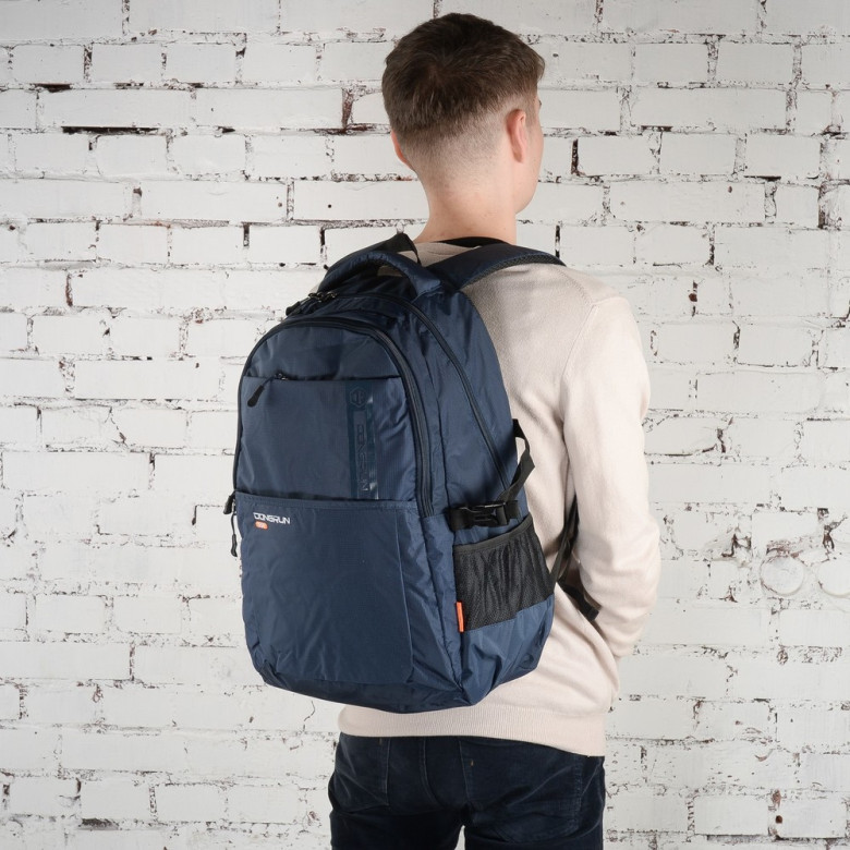Рюкзак городской Dongrun 702 синий Рюкзак городской Dongrun 702 синий