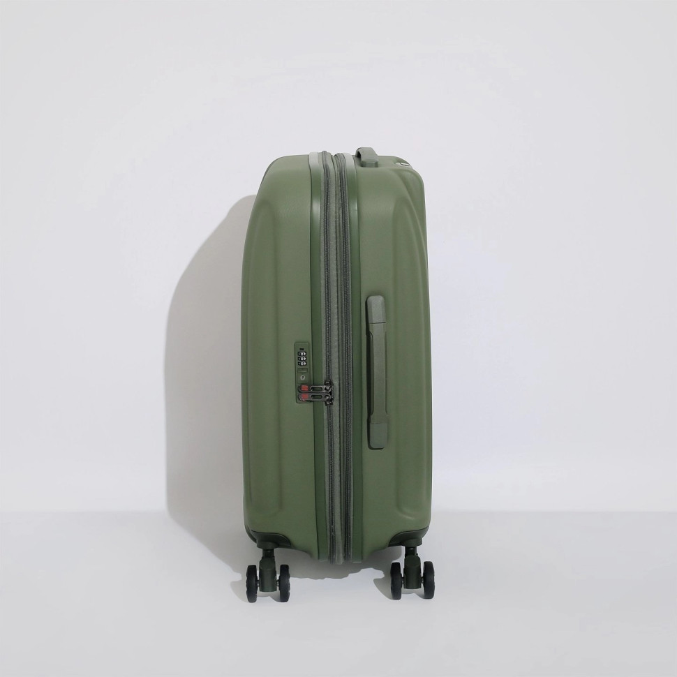  Чемодан Eberhart 06R Riviera 4 колеса