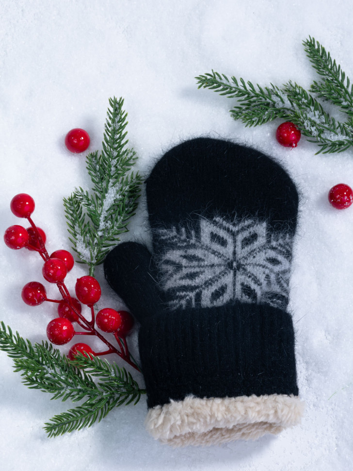 Варежки женские Корона 3046 черные